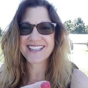 Meet your Posher, Cara